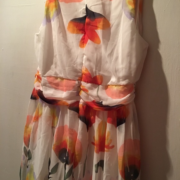 Xin Floral Summer Dress Size XL - Picture 3 of 7